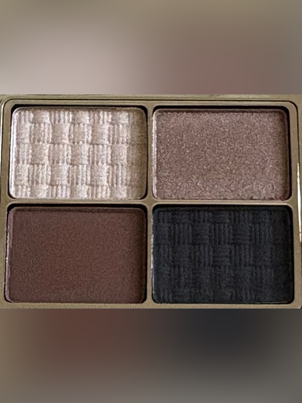 Estée Lauder Prenup Essential Eyeshadow Quad - Picture 3 of 8